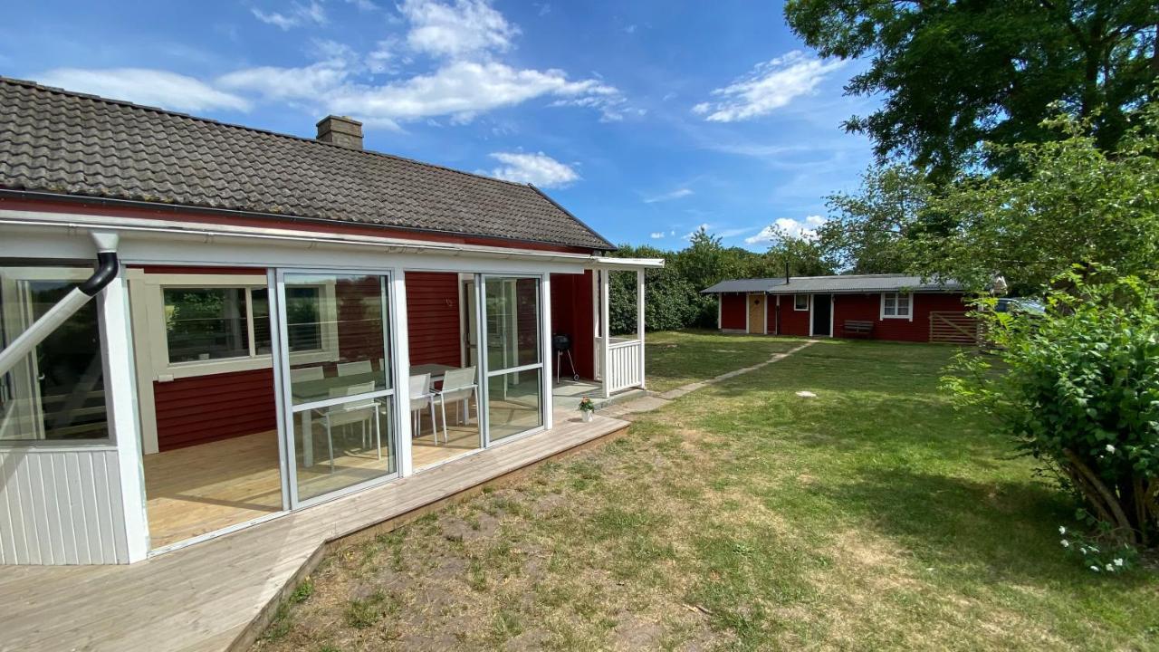 Charmig, Nyrenoverat Och Fullt Utrustad Stuga. Anpassad Foer Hundar, Naera Till Naturen Och Havet. Gangavstand Till Golfbana. Кальмар Екстер'єр фото